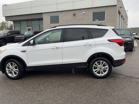 Used 2019 Ford Escape SEL AWD/4WD image 7