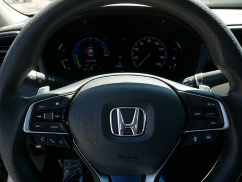 Used 2019 Honda Insight LX image 25