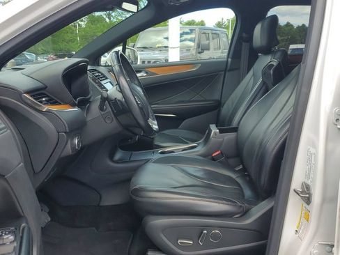 Used 2016 Lincoln MKC Reserve w/ Lincoln MKC Climate Package AWD/4WD image 9