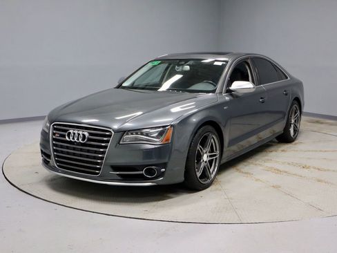 Used 2013 Audi S8 w/ Driver Assistance Pkg image 8