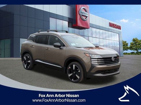 New 2026 Nissan Kicks SR w/ Cold Weather Package image 7