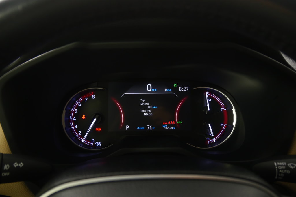 Used 2019 Toyota RAV4 Limited w/ Cold Weather Package FWD image 22
