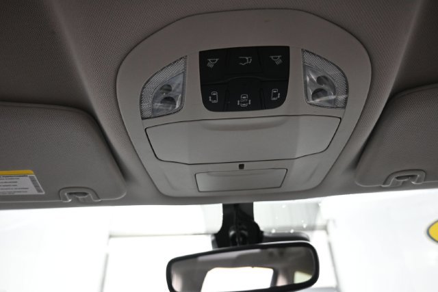 Used 2024 Chrysler Pacifica Touring-L FWD image 12