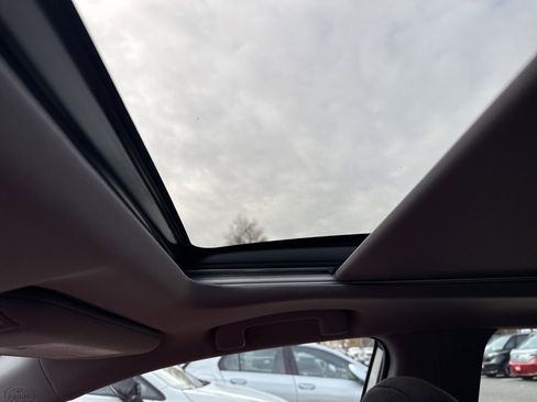 Used 2023 Toyota Camry XSE image 12