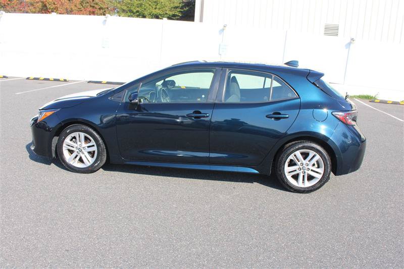 Used 2021 Toyota Corolla SE w/ SE Preferred Package FWD image 4