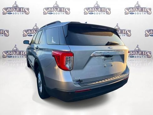 Used 2023 Ford Explorer XLT RWD image 8