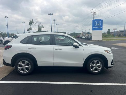 Used 2024 Honda HR-V LX image 4