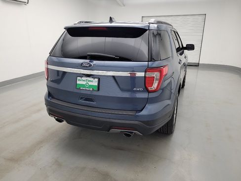 Used 2018 Ford Explorer XLT AWD/4WD image 7