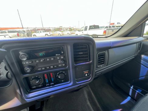 Used 2003 Chevrolet Silverado 1500 LS RWD image 62