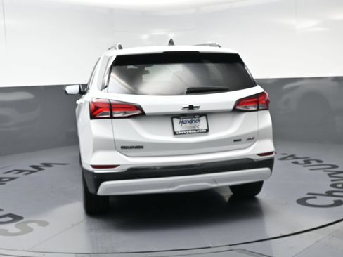Used 2022 Chevrolet Equinox RS w/ Infotainment Package AWD/4WD image 8