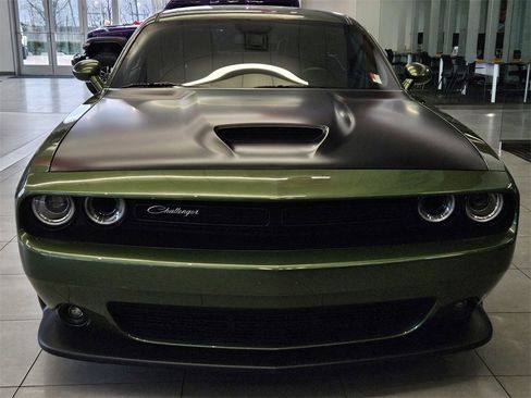 Used 2023 Dodge Challenger R/T Scat Pack w/ T/A Package image 2