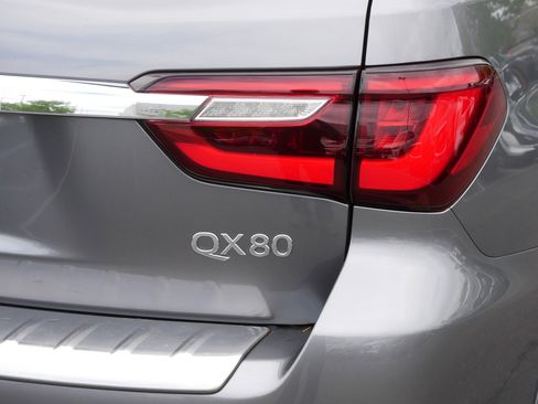 Certified 2019 INFINITI QX80 Luxe w/ Proactive Package AWD/4WD image 17