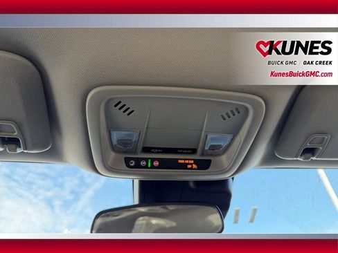 Used 2024 Chevrolet Malibu LT image 22