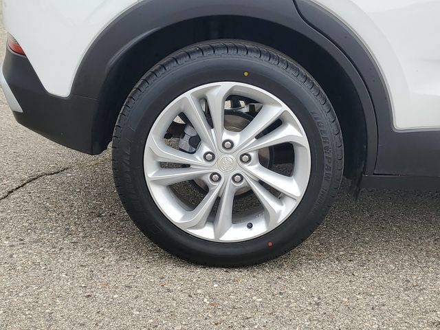 Used 2020 Buick Encore GX Preferred w/ Cold Weather Comfort Package FWD image 5