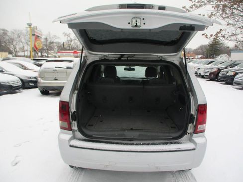 Used 2007 Jeep Grand Cherokee Laredo image 7