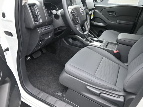 New 2026 Nissan Frontier S image 12