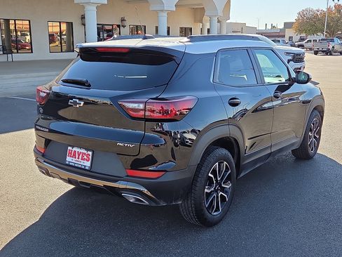 Used 2025 Chevrolet TrailBlazer ACTIV image 4