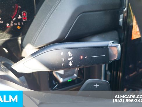 Used 2025 GMC Yukon XL Denali RWD image 12