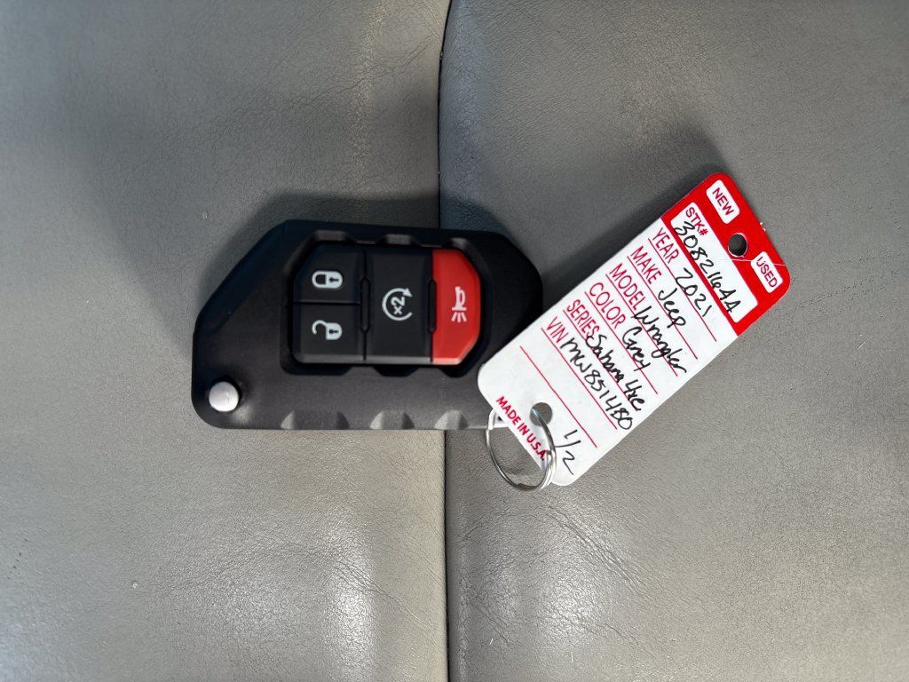 Used 2021 Jeep Wrangler Unlimited Sahara AWD/4WD image 30