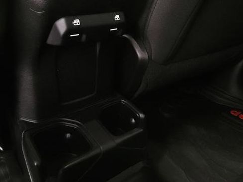 Used 2018 Jeep Wrangler Unlimited Sport AWD/4WD image 11