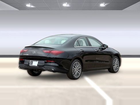 Used 2026 Mercedes-Benz CLA 250 image 8