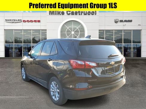 Used 2020 Chevrolet Equinox LS w/ LS Convenience Package image 6