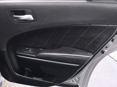 Used 2018 Dodge Charger R/T w/ Plus Group image 16