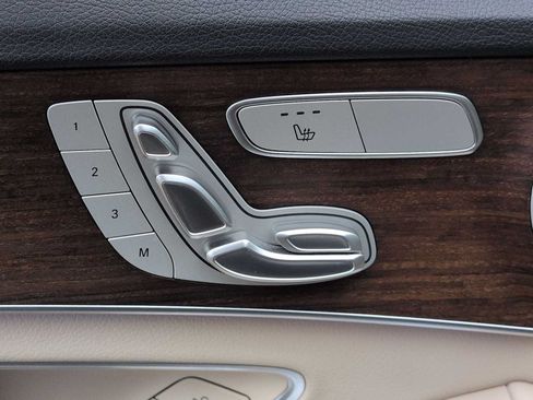 Used 2021 Mercedes-Benz C 300 4MATIC Sedan image 18