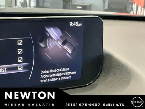 Used 2025 MAZDA CX-50 AWD 2.5 Hybrid w/ Premium Pkg image 40