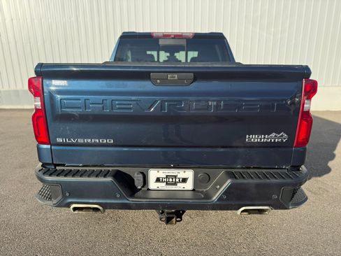 Used 2019 Chevrolet Silverado 1500 High Country w/ Technology Package image 6