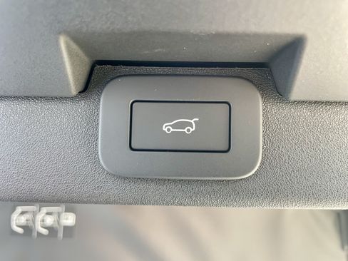 New 2026 Land Rover Discovery Dynamic SE AWD/4WD image 42
