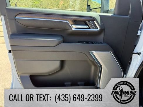 New 2026 Chevrolet Silverado 3500 High Country w/ Technology Package AWD/4WD image 13