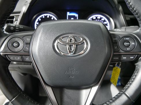 Used 2024 Toyota Camry SE FWD image 25