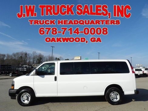 Used 2024 Chevrolet Express 3500 LS image 2