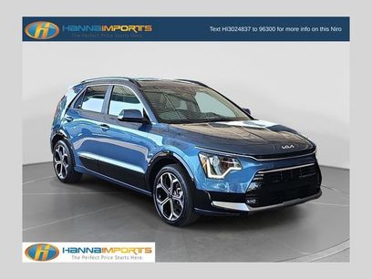 Used 2024 Kia Niro EX Touring