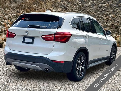 Used 2017 BMW X1 xDrive28i AWD/4WD image 2