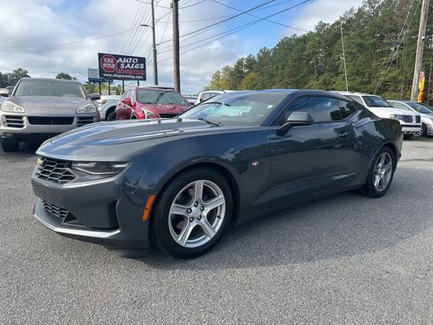 Used 2019 Chevrolet Camaro LT image 1