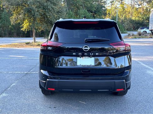 New 2026 Nissan Rogue SV image 24