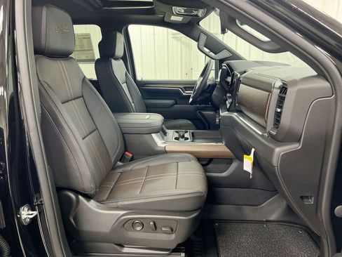 Used 2024 Chevrolet Silverado 3500 High Country w/ High Country Premium Package image 23