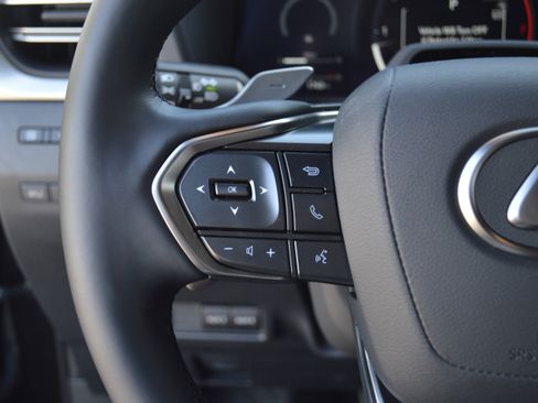 Used 2025 Lexus GX 550 image 15