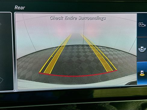 Used 2018 Mercedes-Benz E 300 image 22