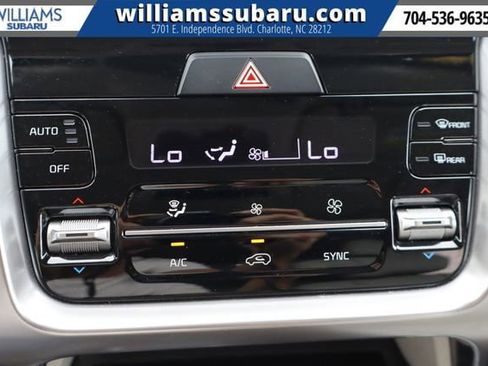 Used 2023 Kia Sorento S w/ Panoramic Sunroof Package image 30