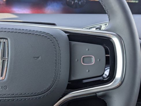 New 2026 Lincoln Nautilus Reserve AWD/4WD image 28