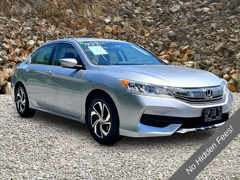 Used 2016 Honda Accord LX image 9