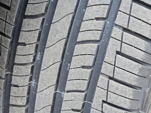 Used 2021 Kia Niro EX w/ Cold Weather Package image 9