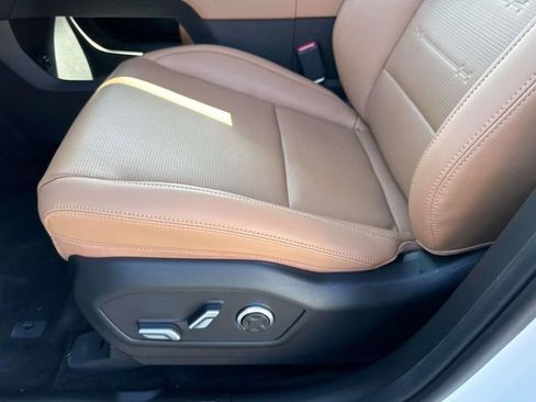 New 2026 Hyundai Santa Fe Limited FWD image 21