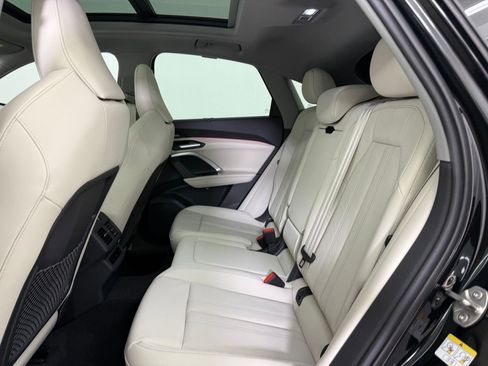 New 2025 Audi Q5 Premium Plus image 15