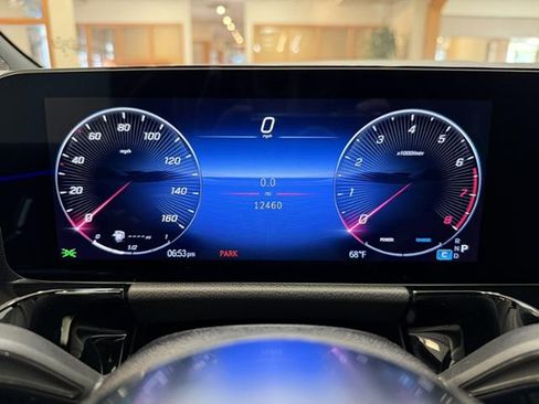 Used 2025 Mercedes-Benz GLA 250 image 12