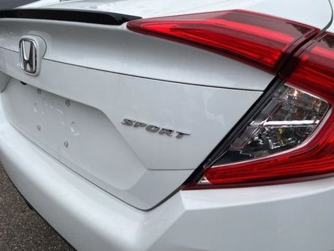Used 2021 Honda Civic Sport image 16