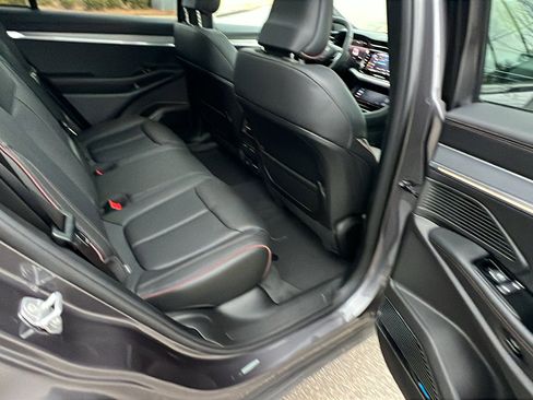 Used 2024 Jeep Wagoneer Launch Edition image 21